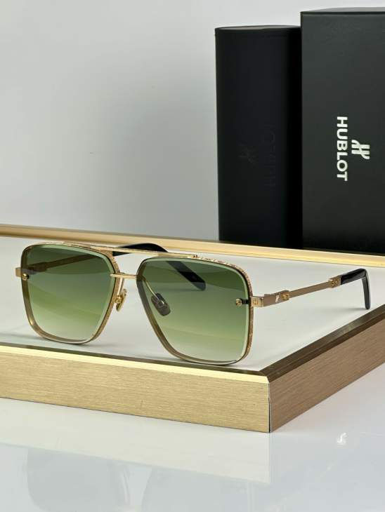 Picture of Hublot Sunglasses _SKUfw72111591fw